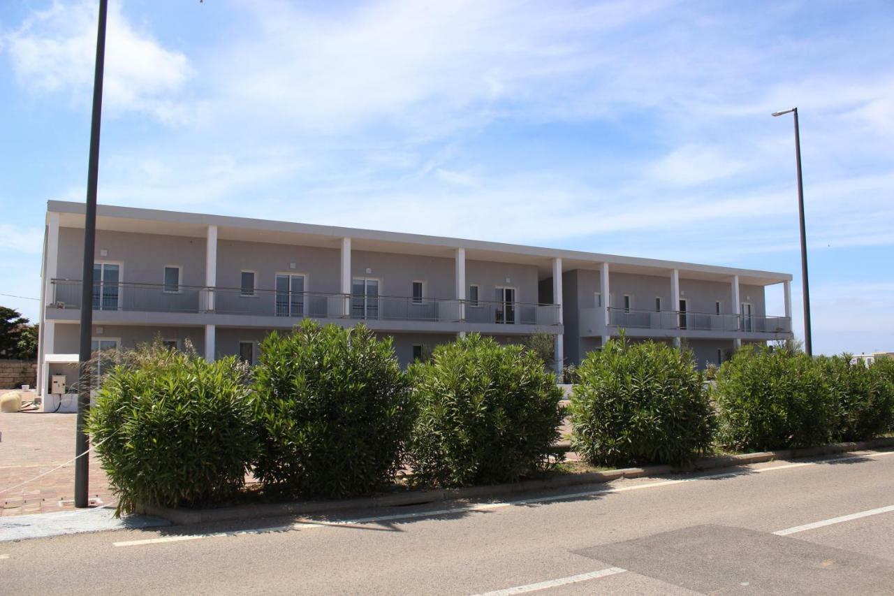 197 Pozzo San Nicola Aparthotel สตินติโน ภายนอก รูปภาพ
